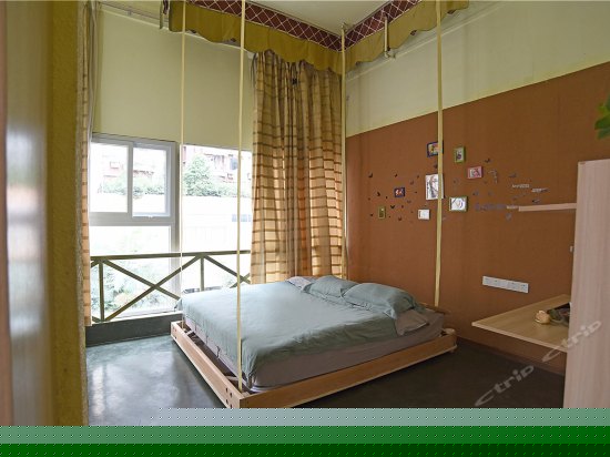 智能魔方大床房