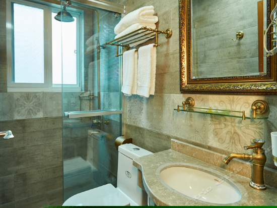 美式乡村大阳台观景大床房