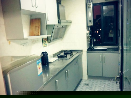 新青年现代大床房