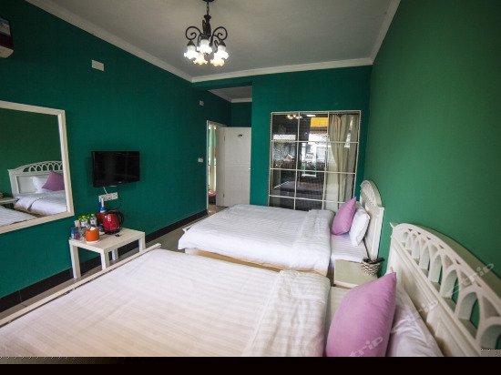 阳台温馨标准间