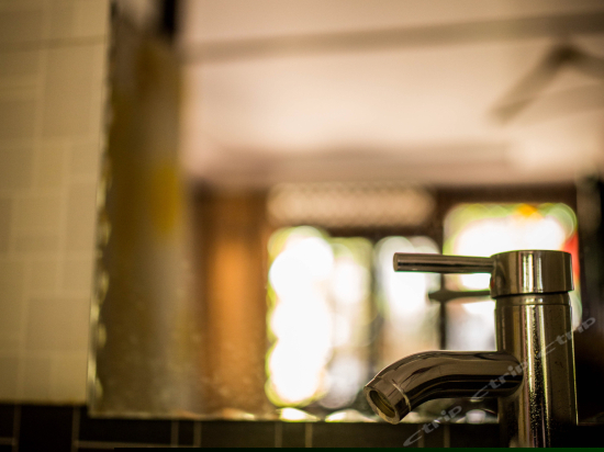 格桑花蜜月大床房