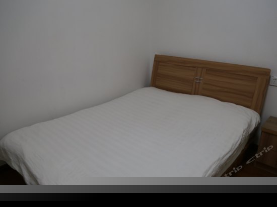 标准大床房(无窗)