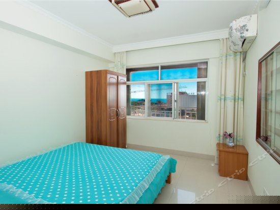 高层豪华正海景180度四室一厅套房702