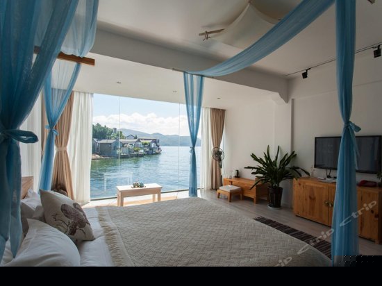 亲水海景落地窗大床房（风花1）