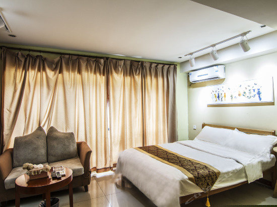 现代轻奢商务套房