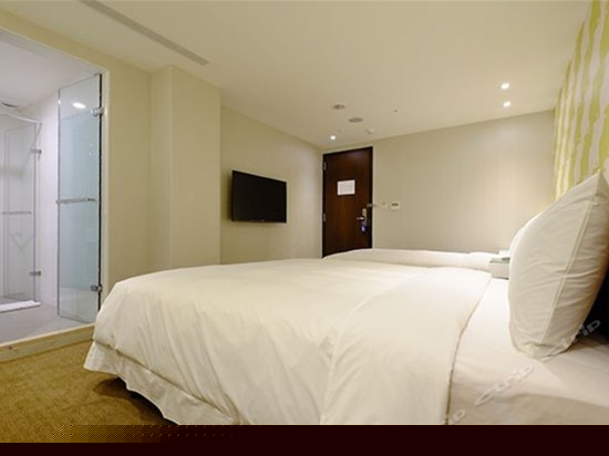 璞丽3人房(无窗)