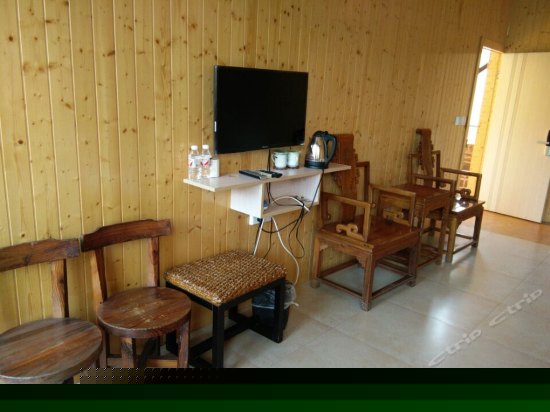 江景阳台木家庭房