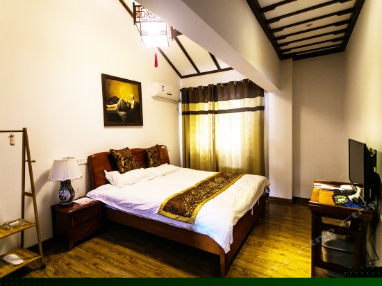 大床房(凝波竹)