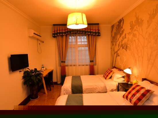 草间弥生标准间