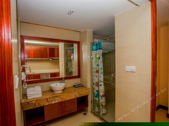 山林海高级园景两房两床套房