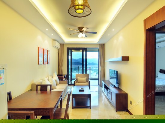 高级园景1房1厅