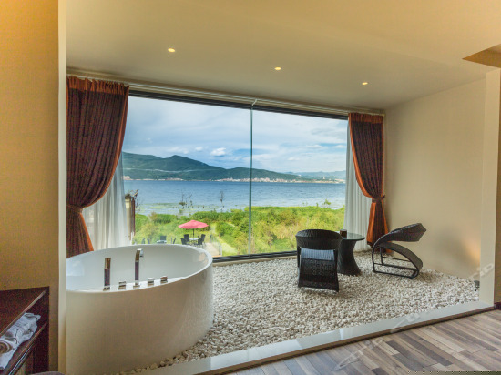 一堂海景大床房