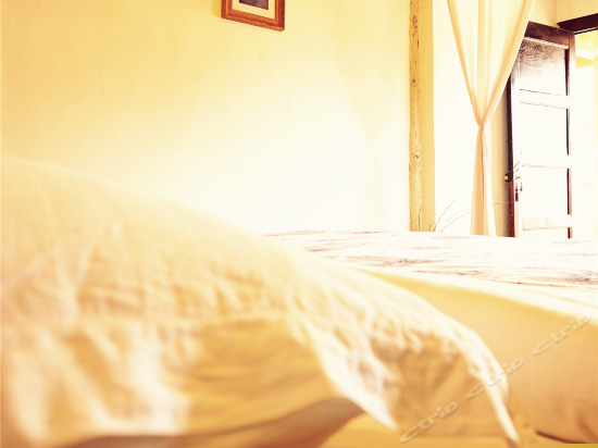 画梦（观景情侣大床房）