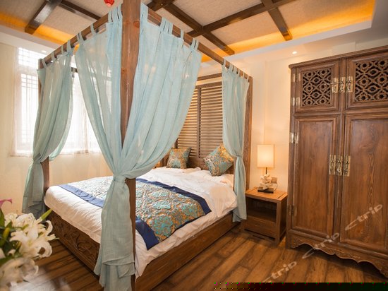 一楼中式特价大床