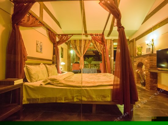 精品大床房（柒月）