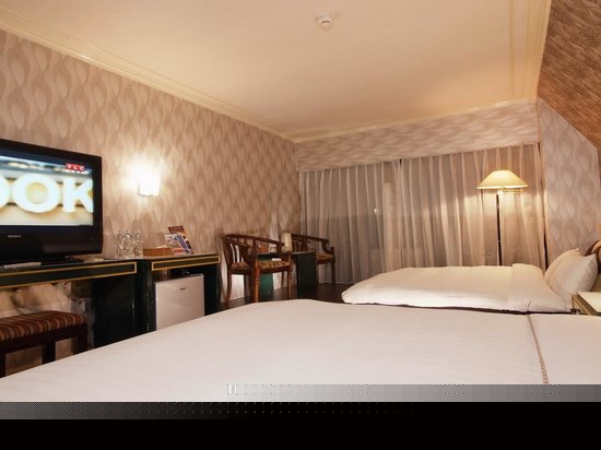 典雅家庭套房4人房