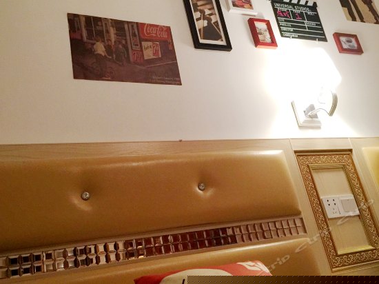 怀旧电影标准间