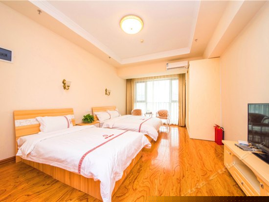 豪华双床房