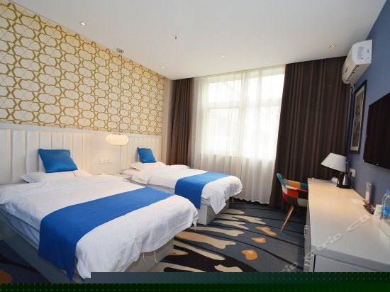 标准双床房