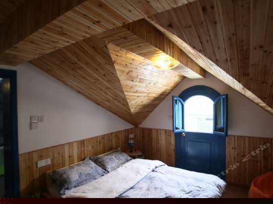 燃情岁月榻榻米阳台房