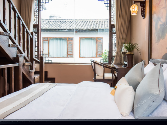 兰芯主题空中花园复式大床房