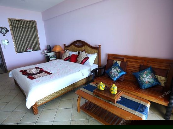 电脑海景大床房