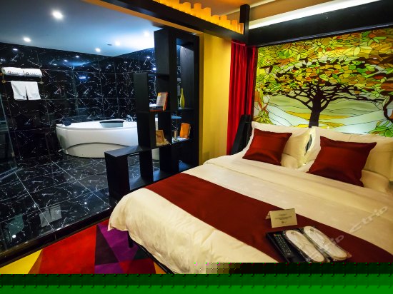 豪华冲浪大床房