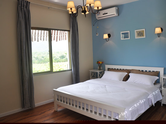 阳台山景大床房