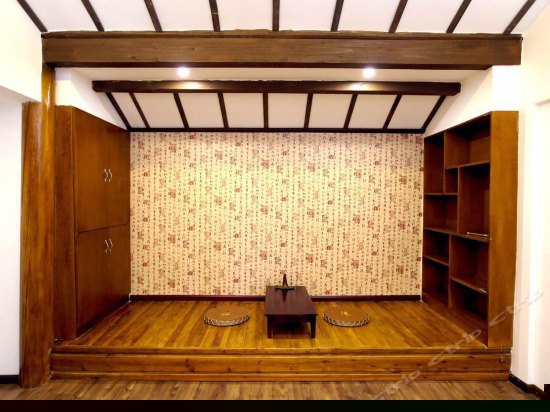 仙云经典榻榻米双床房