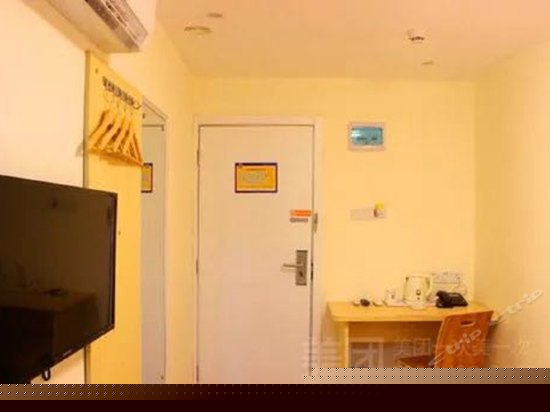 特价大床房（无窗）