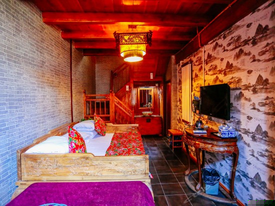 阁楼复式家庭套房