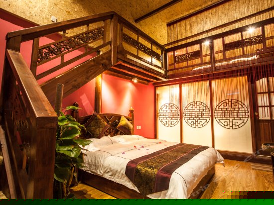 豪华复式家庭房