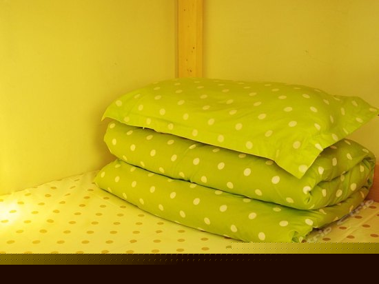 独立卫浴女生4人间（床位）