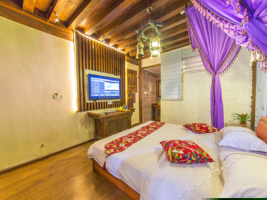 阳光观景大床房