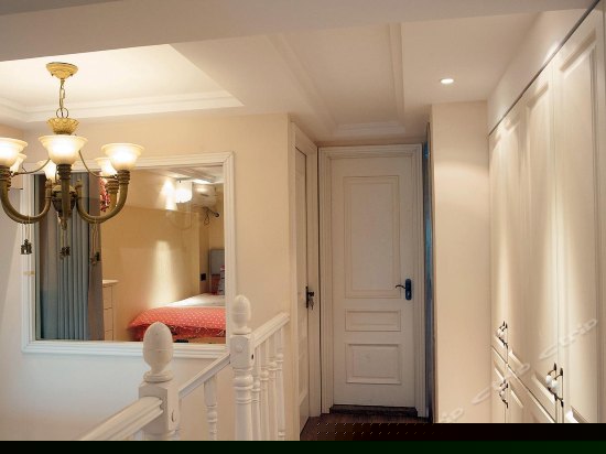 二卧室两厅复式家庭房