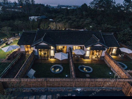 北欧独立温泉房