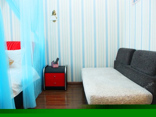 豪华江景大床房