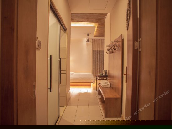 豪华高级海景大床房