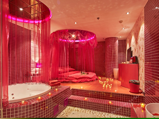 红颜媚（无窗）