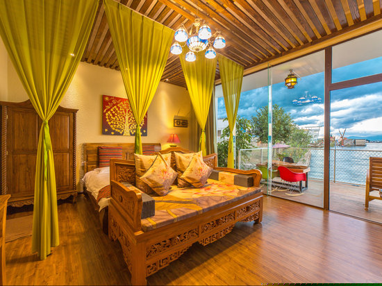 尘外·180°豪华海景大床房