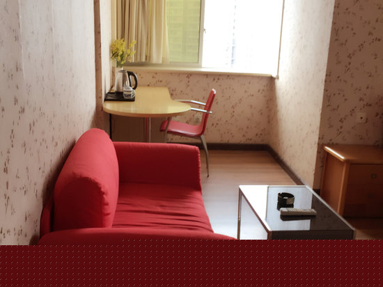 豪华江景大床房