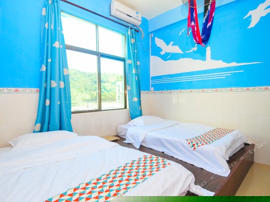 榻榻米海景双床房