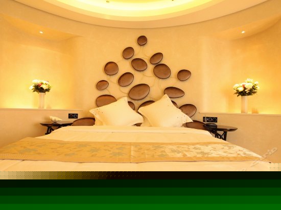 皇家尊贵海景蜜月套房