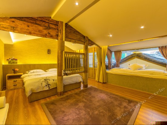 舒适阳光家庭房