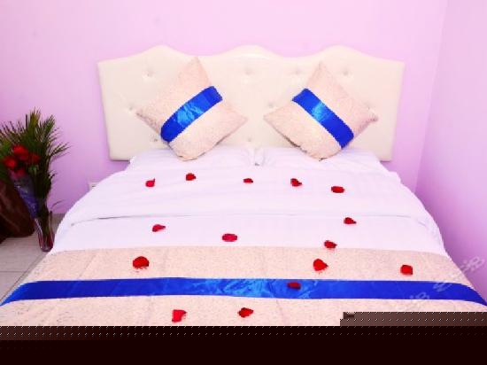 豪华园景大床房