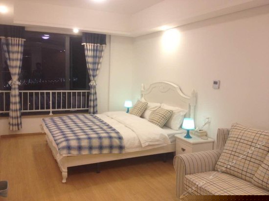 豪华江景大床房