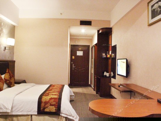 商务大床房