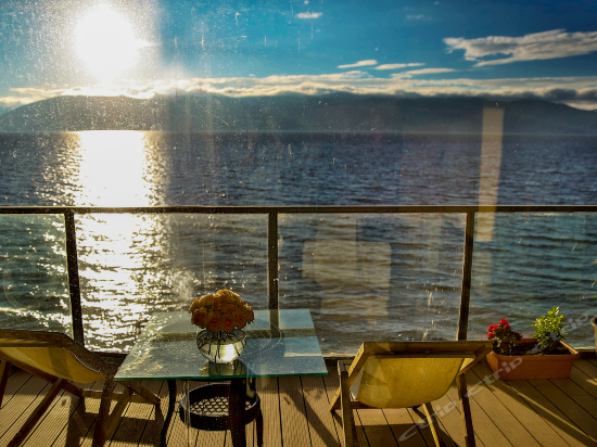 豪华海景蜜月套房