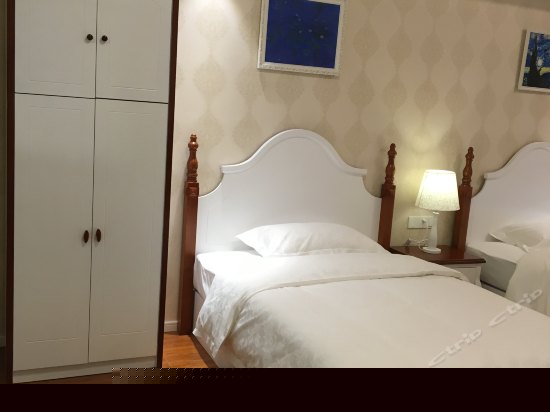 地中海时尚双床房