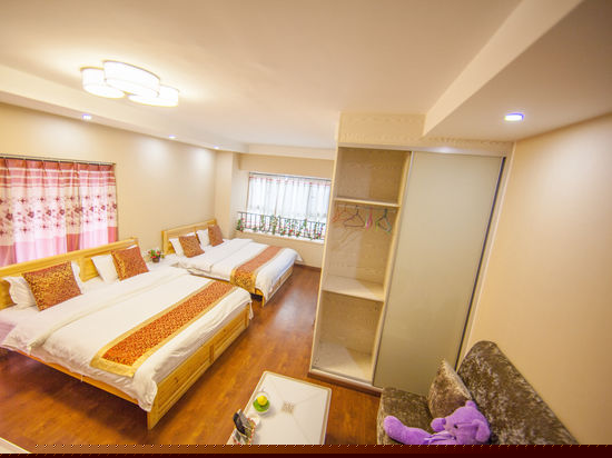 豪华双床房